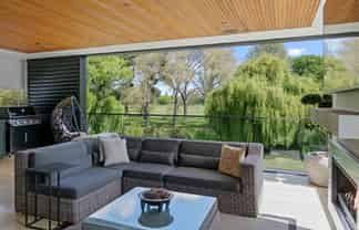 2/108 Park Terrace, Christchurch Central