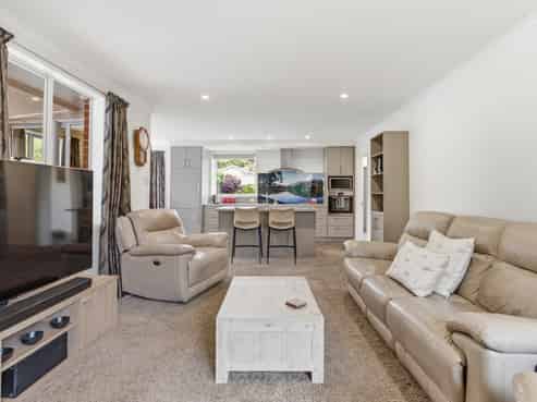 9 Grey Street, Allanton, Mosgiel