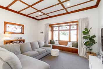 99 Nelson Crescent, Napier South