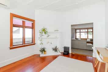 99 Nelson Crescent, Napier South