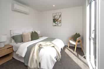 2/246 Marine Parade, New Brighton