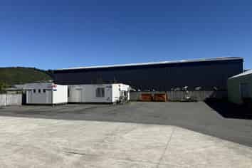 Premium Office & Yard Facility