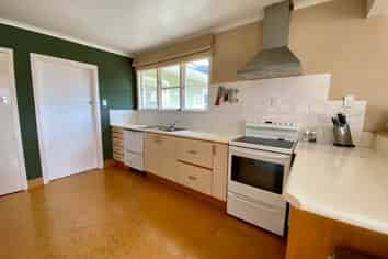 6A Surrey Crescent, Hokowhitu