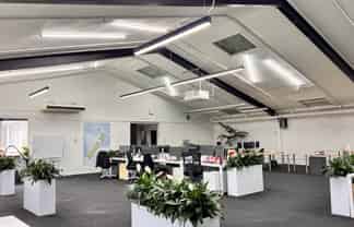 INDUSTRIAL CREATIVE OFFICE - MOUNT EDEN
