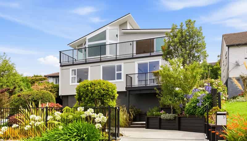 37 Earls Road, Saint Clair