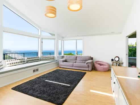 37 Earls Road, Saint Clair