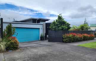 46 Victoria Road, Brooklands