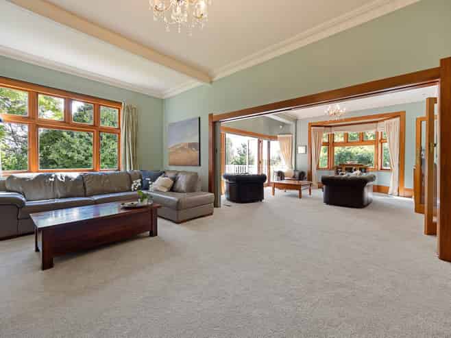 301 River Road, Claudelands