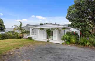 1125 Huia Road, Huia