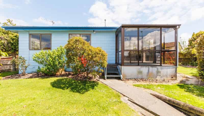 17 Jupiter Street , Milson