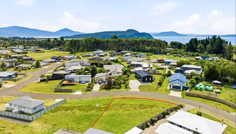 8 Wai Kite Kite Place, Motuoapa