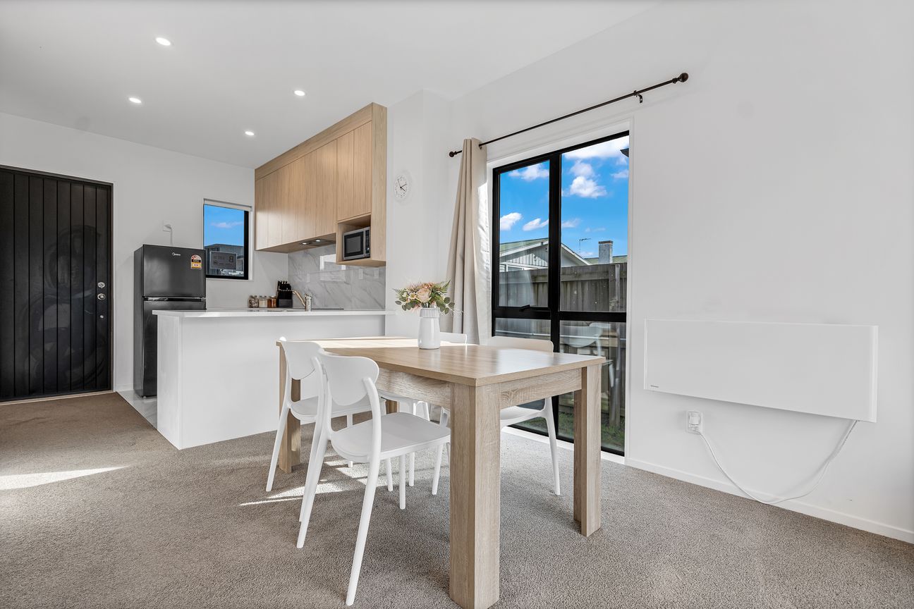 Modern 2 bed 2 bath ensuite parking - Widok 3