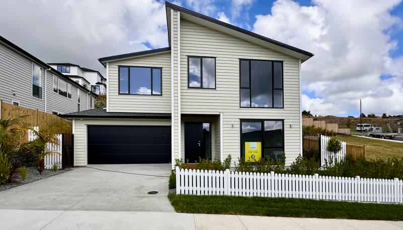 33 Kaupeka Road, Millwater