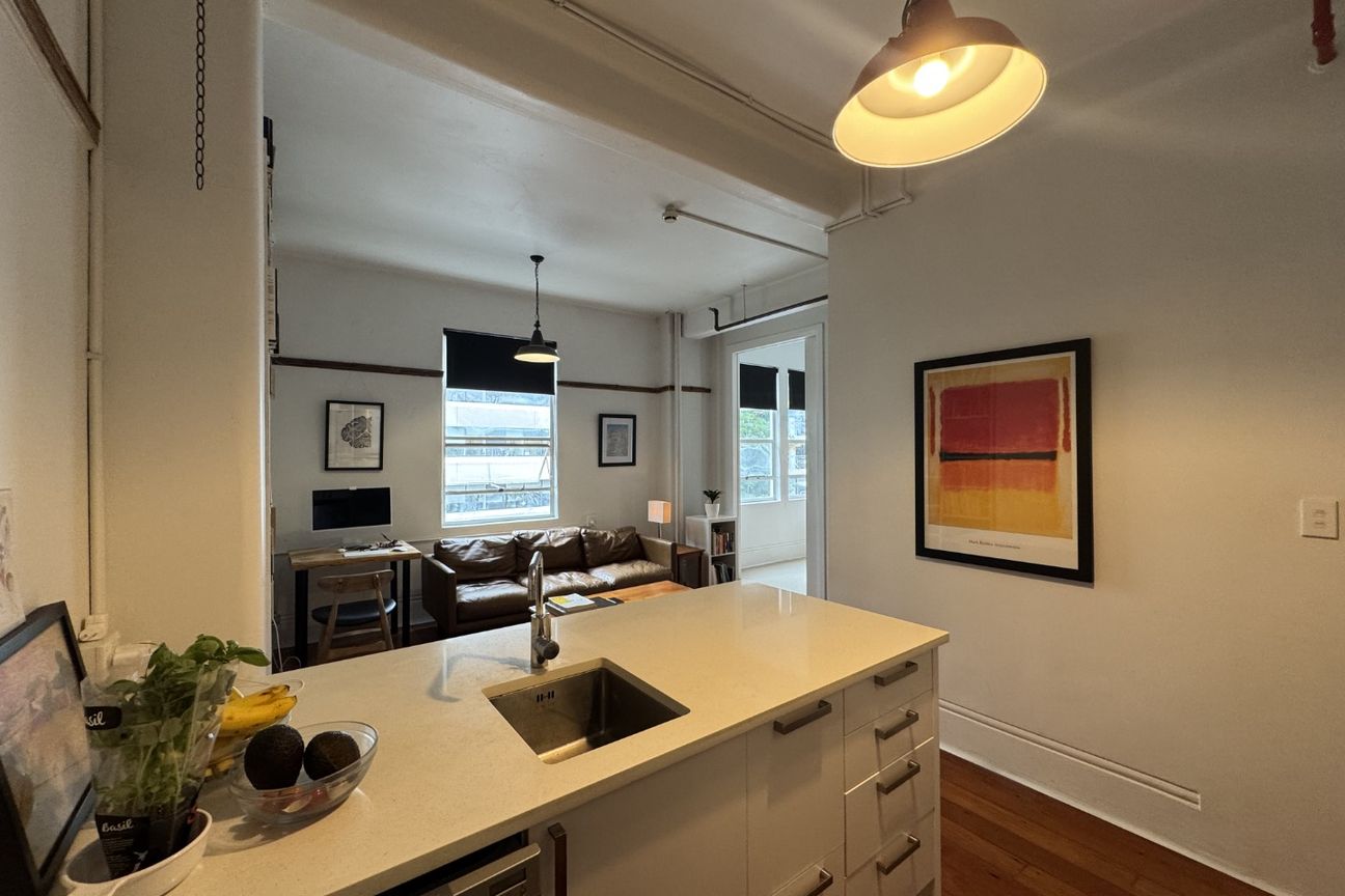 A New York–Style Retreat in the Heart of the CBD - Bild 6