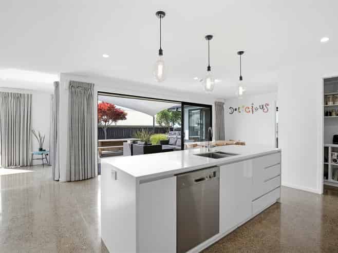 7 Catherine Road, Mapua