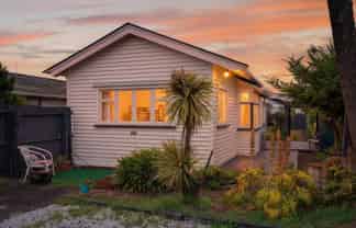 33 Estuary Road, New Brighton