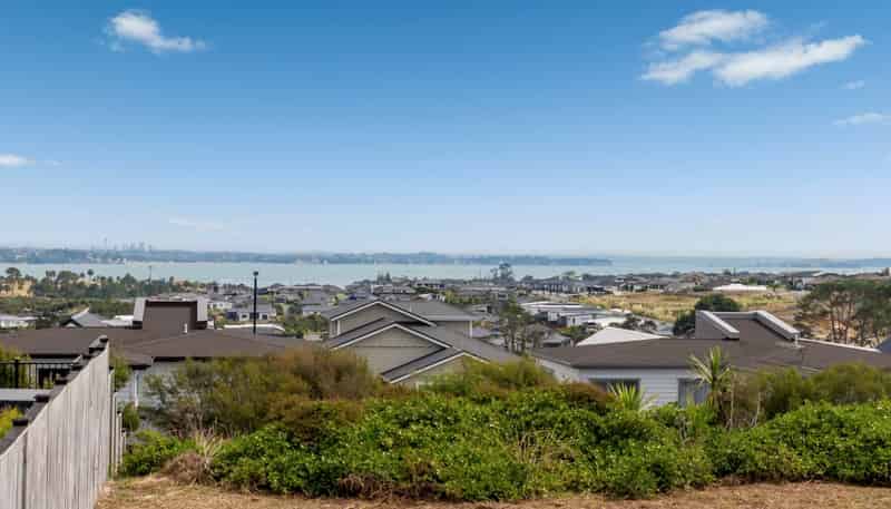 22 Motukaraka Drive, Beachlands