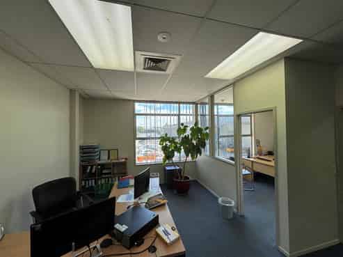 CBRE | Premium Tilt-Slab with Drive-Around Access