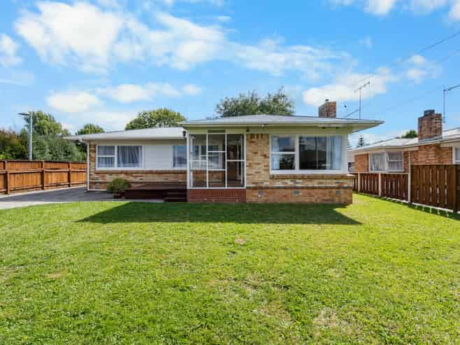 19 Rutherford Street, Chedworth