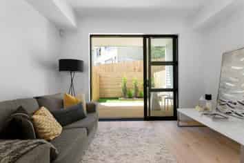 6/22 Takapu Street, Henderson