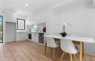 6/22 Takapu Street, Henderson