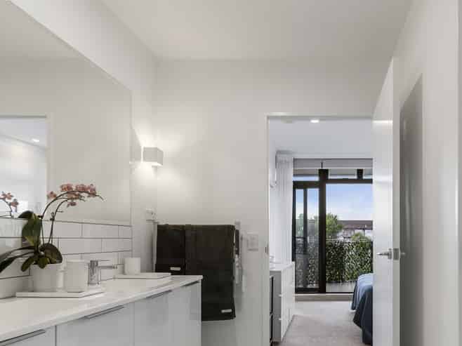 1B/38 James Cook Crescent, Remuera