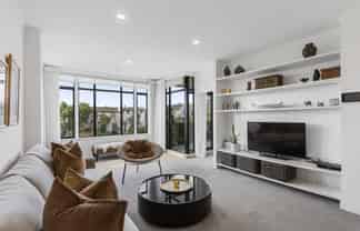 1B/38 James Cook Crescent, Remuera