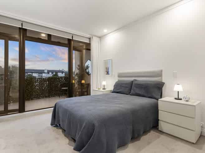 1B/38 James Cook Crescent, Remuera