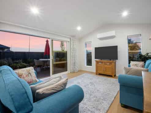 12 Jury Lane, Ravenswood