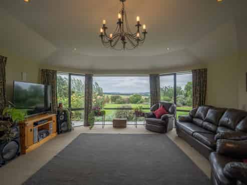 108 Spur Road, Hadlow