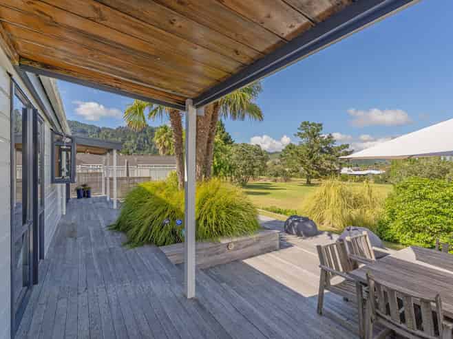 176 Vista Paku, Pauanui