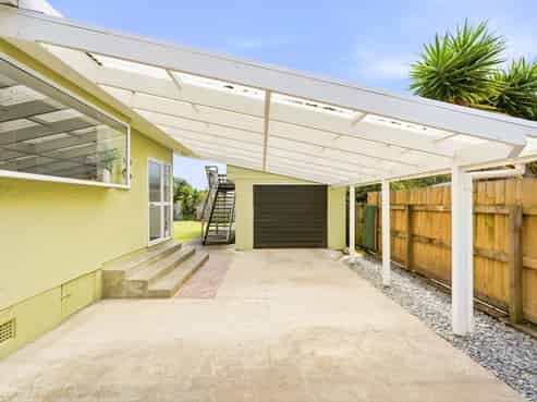 15 Raine Street, Whanganui East