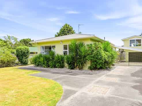 15 Raine Street, Whanganui East