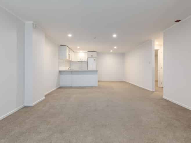 26 Boardman Lane, Newton