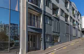 26 Boardman Lane, Newton