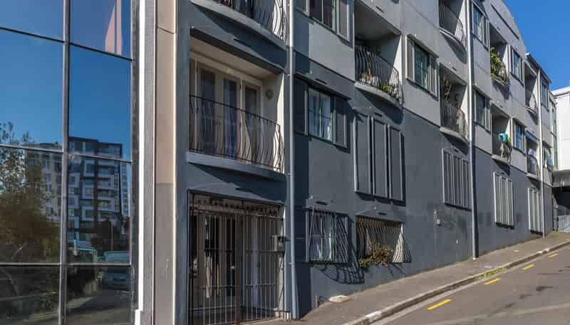 26 Boardman Lane, Newton