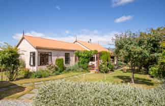 77 Newcastle Street, Clyde