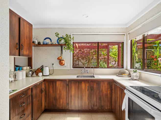 77 Newcastle Street, Clyde