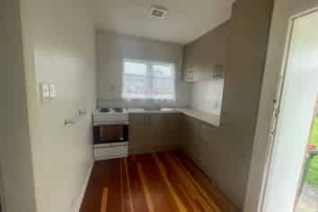 2/212 Shirley Road, Papatoetoe