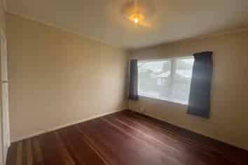 2/212 Shirley Road, Papatoetoe