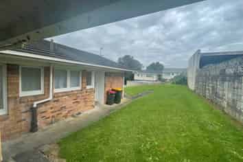 2/212 Shirley Road, Papatoetoe