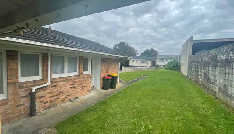 2/212 Shirley Road, Papatoetoe