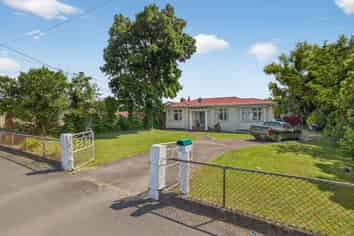 8 Mangahao Road, Pahiatua