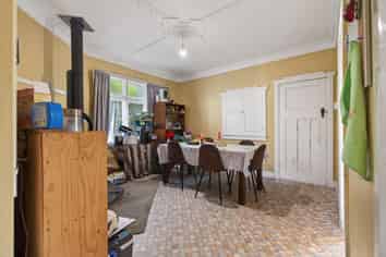 8 Mangahao Road, Pahiatua