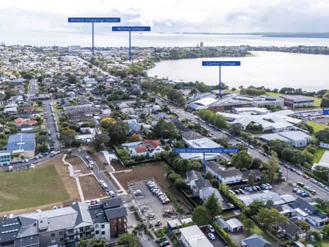 2/185 Shakespeare Road, Milford