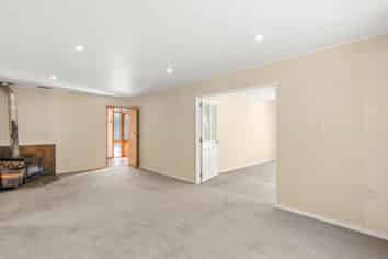 19 Tod Place, LINCOLN