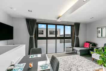 11/45 Childers Terrace, Kilbirnie