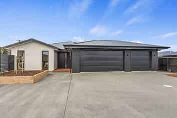 104 Faulks Drive, Lincoln