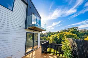 11&13 Tabitha Crescent, Henderson