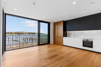 301 Catal/6 Boundary Road, Hobsonville